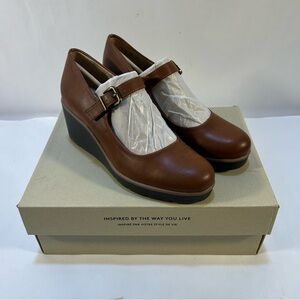 Soul Naturalizer Adore Mary Jane Wedges 7.5M brown faux leather